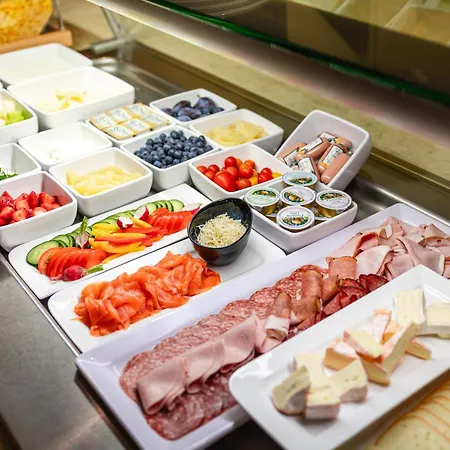 Gruber'S Garni & More
